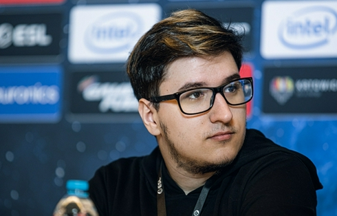 Dota2 VP电竞战队最新动态与赛事分析