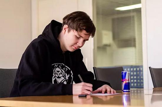 深入解析《Death Stranding》剧情为《Death Stranding 2》做准备